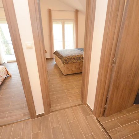 Leut Stone Residence Teodo Camera foto