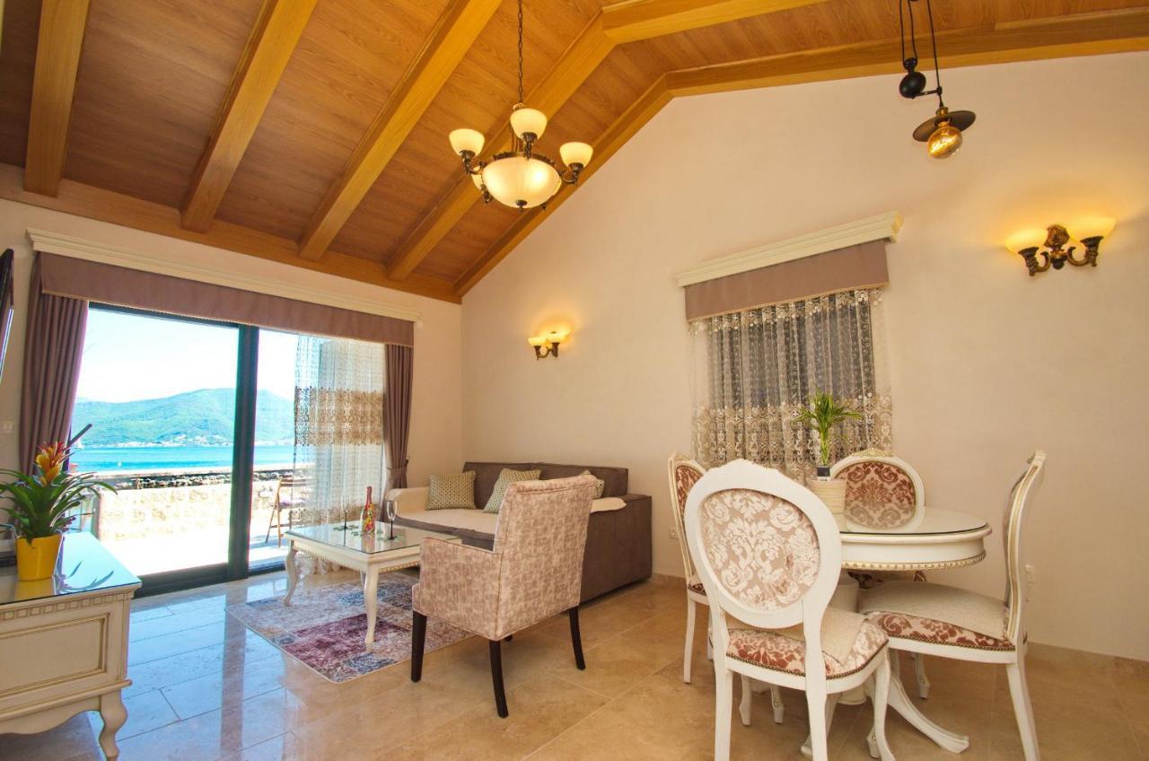 Leut Stone Residence Teodo Esterno foto