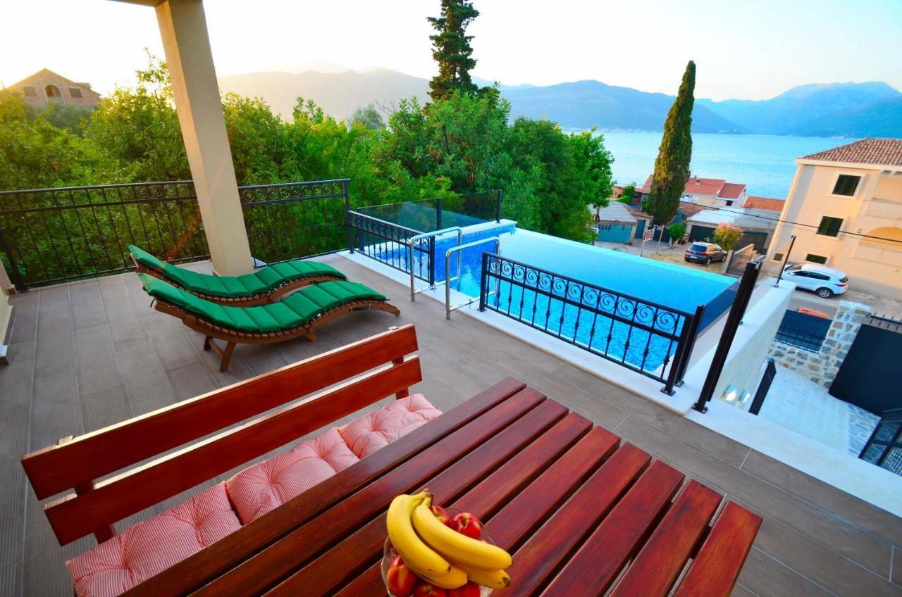 Leut Stone Residence Teodo Esterno foto