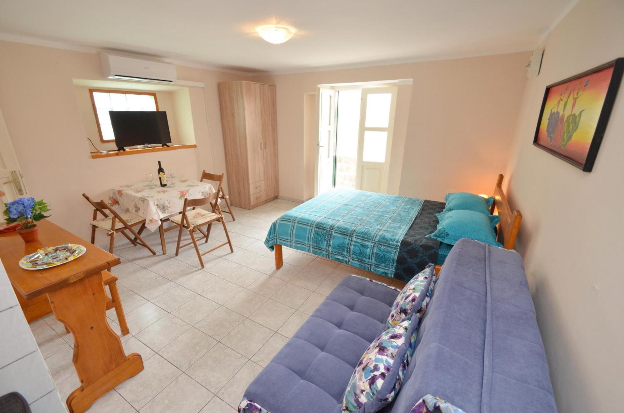 Leut Stone Residence Teodo Camera foto