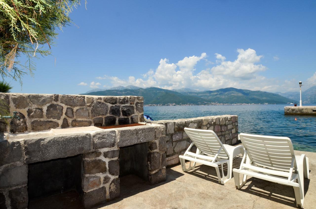 Leut Stone Residence Teodo Esterno foto